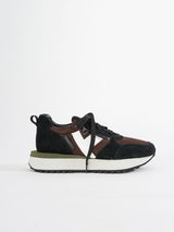 BLACK&BROWN